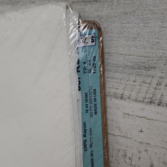 Pellon Embroidery tear away 100% rayon 15", 4 yards unopened - Picture 5 of 5